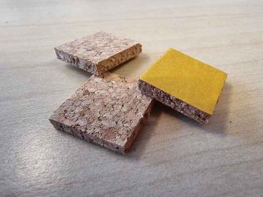 Preview: 20x20x4 mm lose geschüttet